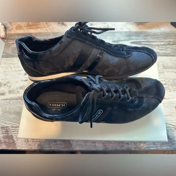 Coach Kathleen Black Signature Sneakers – Size 8 (Y2K Vintage) - Picture 9 of 11